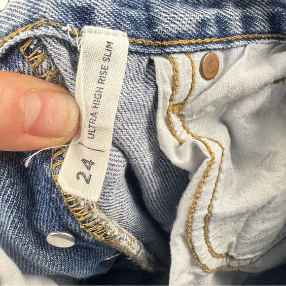 PacSun Butterfly Print ultra high rise slim Light Wash Blue Jeans 24in - Picture 8 of 11